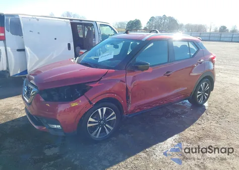 2019 Nissan Kicks Sr из США, поврежденный, VIN 3N1CP5CU8KL510108